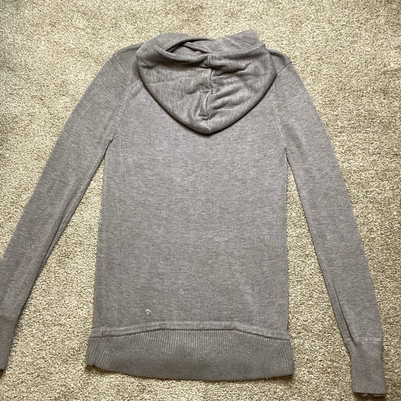 Lululemon CASHMERE Sweet Savasana Pullover Heathered Medium Grey Sweater 6 small - Picture 12 of 13